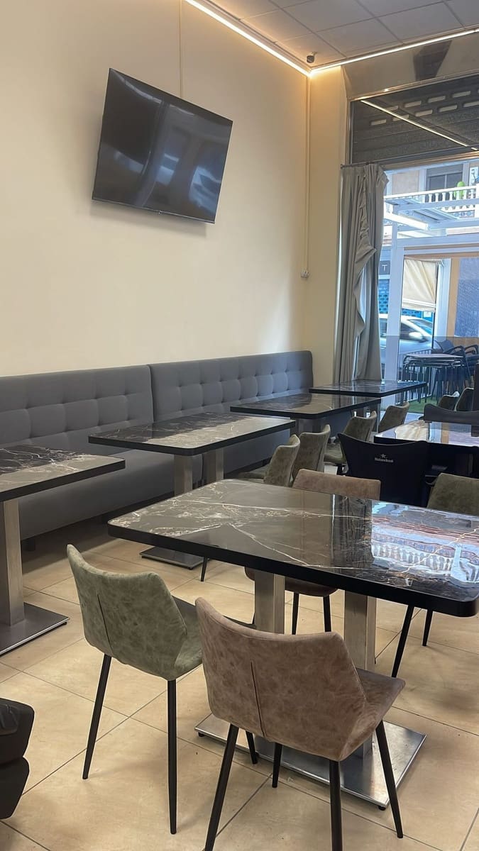 Comercial para venda em Torrevieja - 789 000 € (Ref: 9570623)