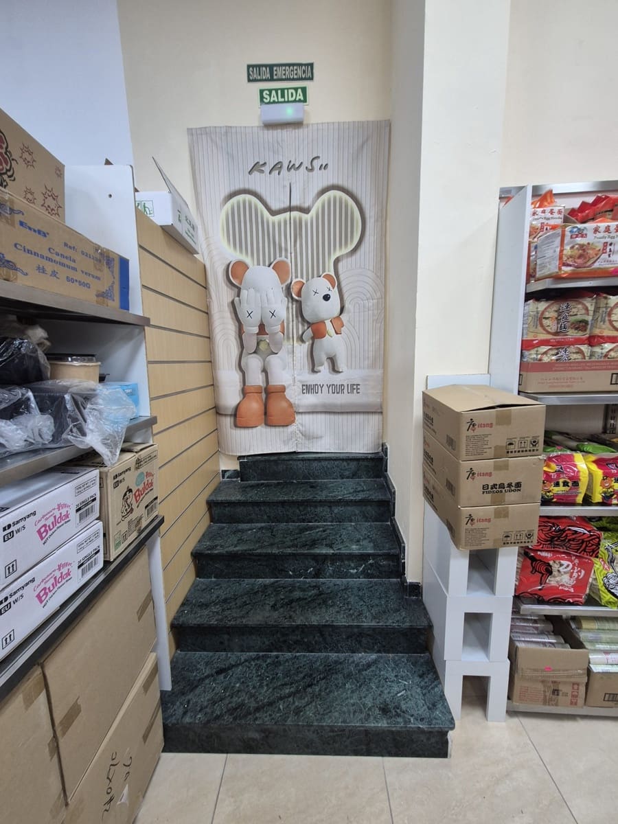 Comercial para venda em Torrevieja - 789 000 € (Ref: 9570623)