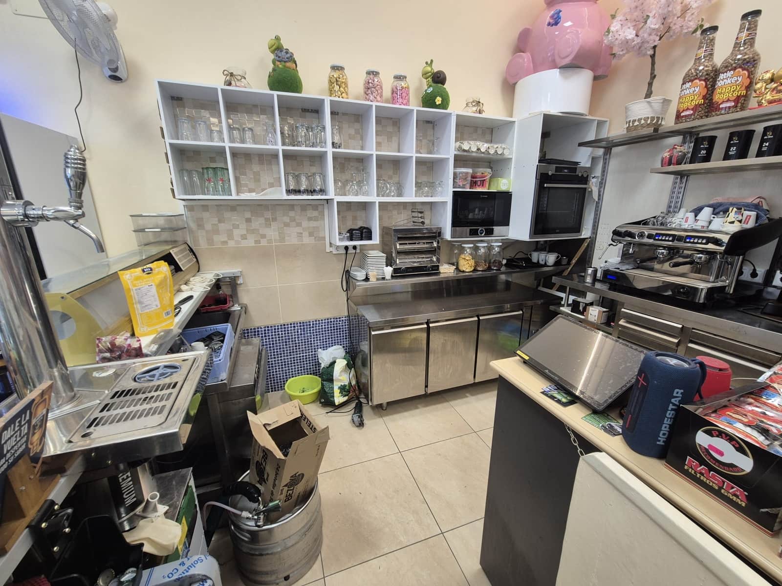 Comercial para venda em Torrevieja - 789 000 € (Ref: 9570623)