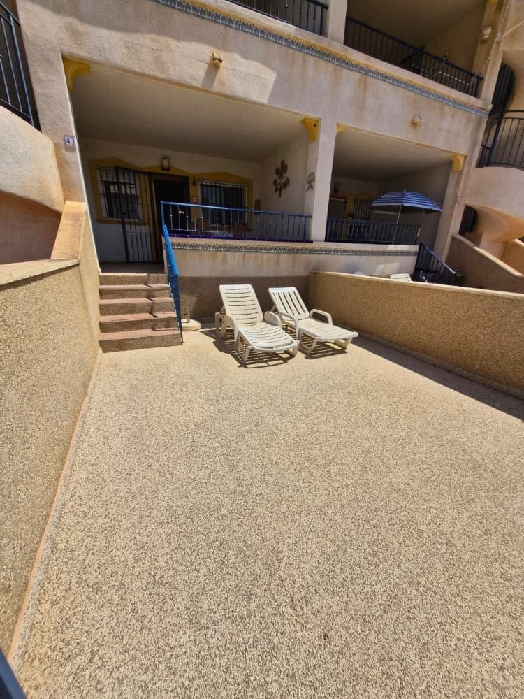 2 bedroom Apartment for sale in Orihuela Costa - € 139,000 (Ref: 9629625)