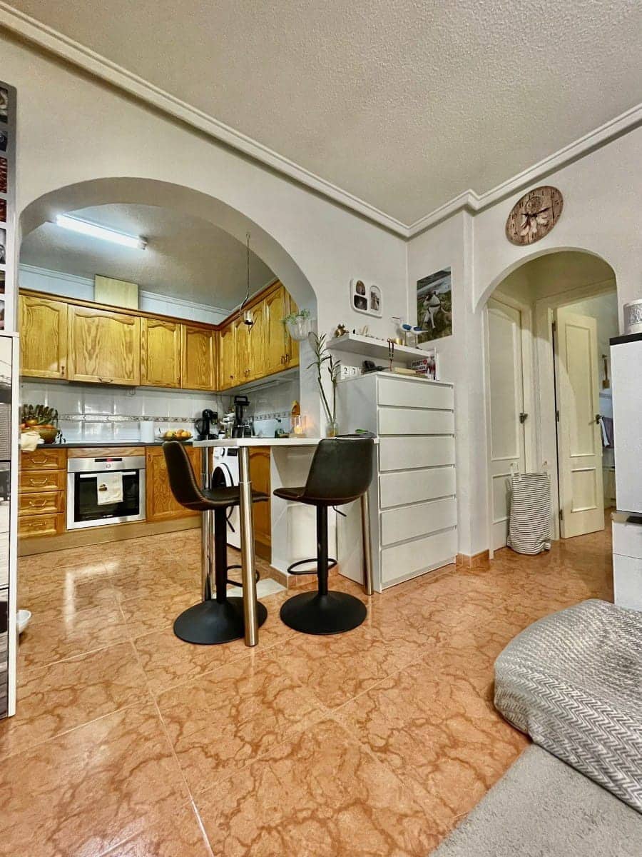 Casa de 3 habitaciones en Playa Flamenca en venta - 238.000 € (Ref: 9631451)