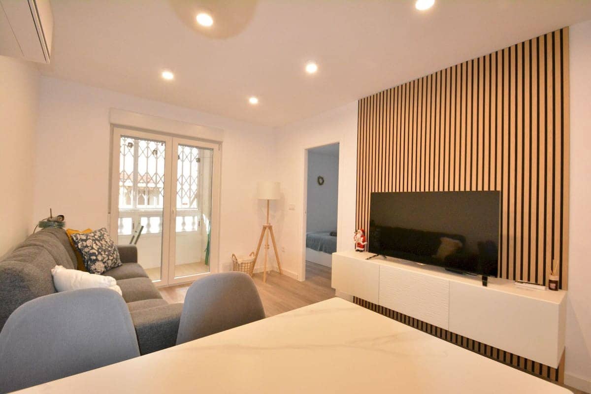 2 bedroom Apartment for sale in Torrevieja - € 163,000 (Ref: 9665930)