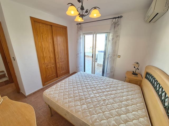 3 slaapkamer Halfvrijstaande villa te koop in Los Altos met zwembad - € 219.000 (Ref: 9690024)