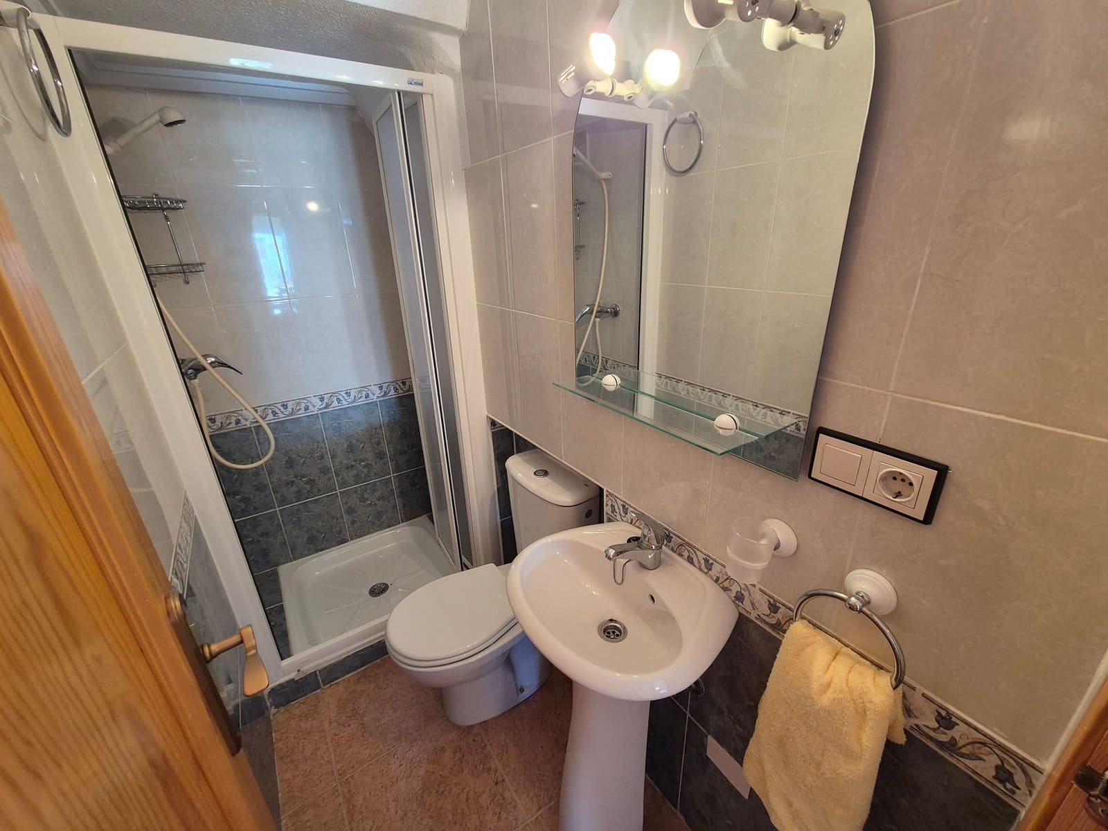 3 makuuhuone Paritalo myytävänä paikassa Los Altos mukana uima-altaan - 219 000 € (Ref: 9690024)