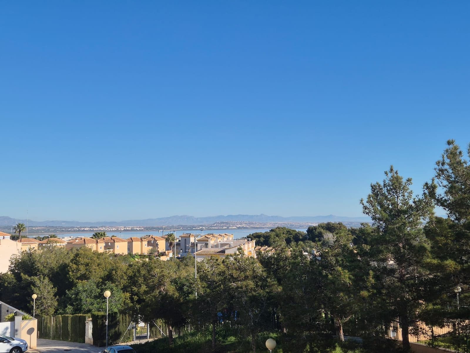 3 makuuhuone Paritalo myytävänä paikassa Los Altos mukana uima-altaan - 219 000 € (Ref: 9690024)