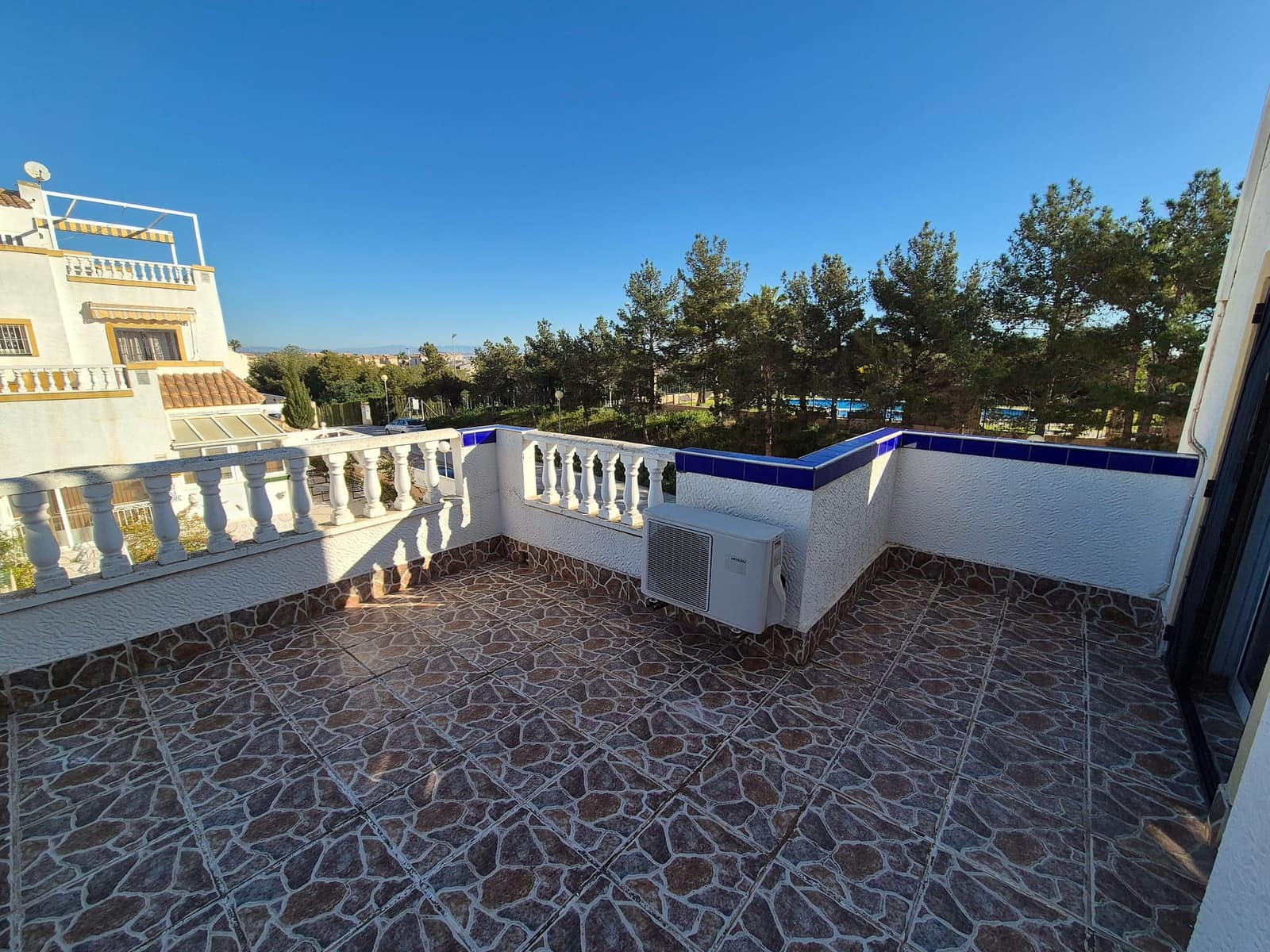 3 makuuhuone Paritalo myytävänä paikassa Los Altos mukana uima-altaan - 219 000 € (Ref: 9690024)