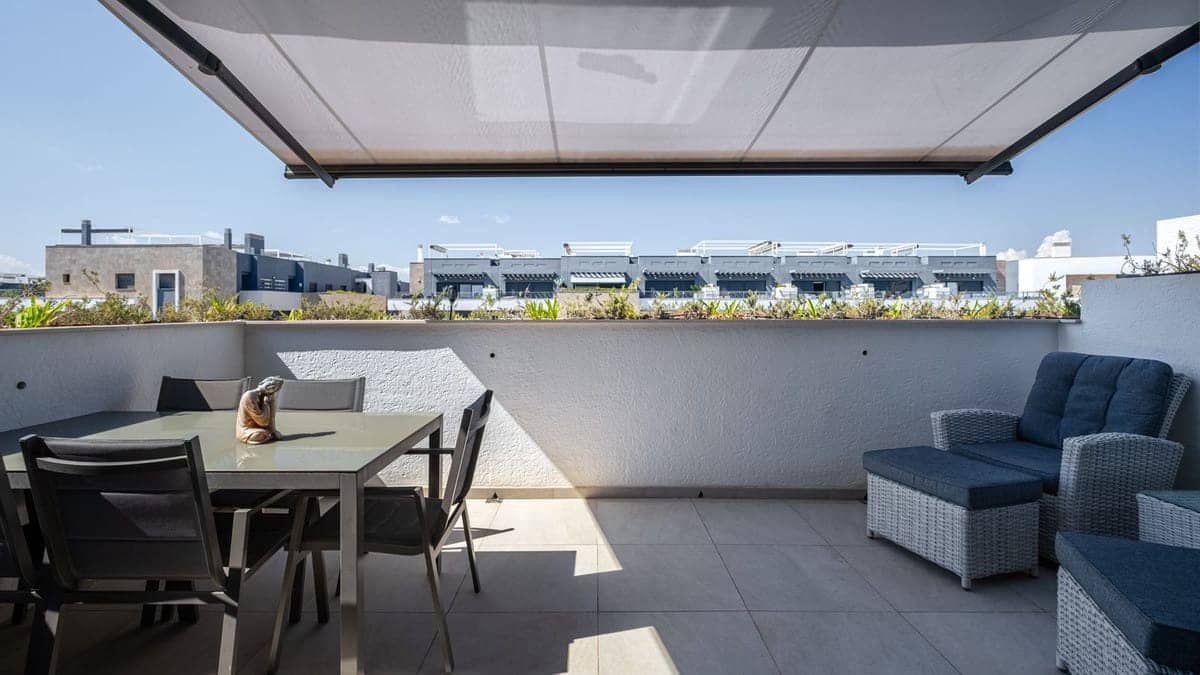 2 chambre Penthouse à vendre à Playa Flamenca avec piscine garage - 449 000 € (Ref: 9772683)