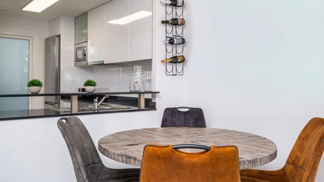 2 chambre Penthouse à vendre à Playa Flamenca, Orihuela avec piscine garage - 449 000 € (Ref: 9772683)