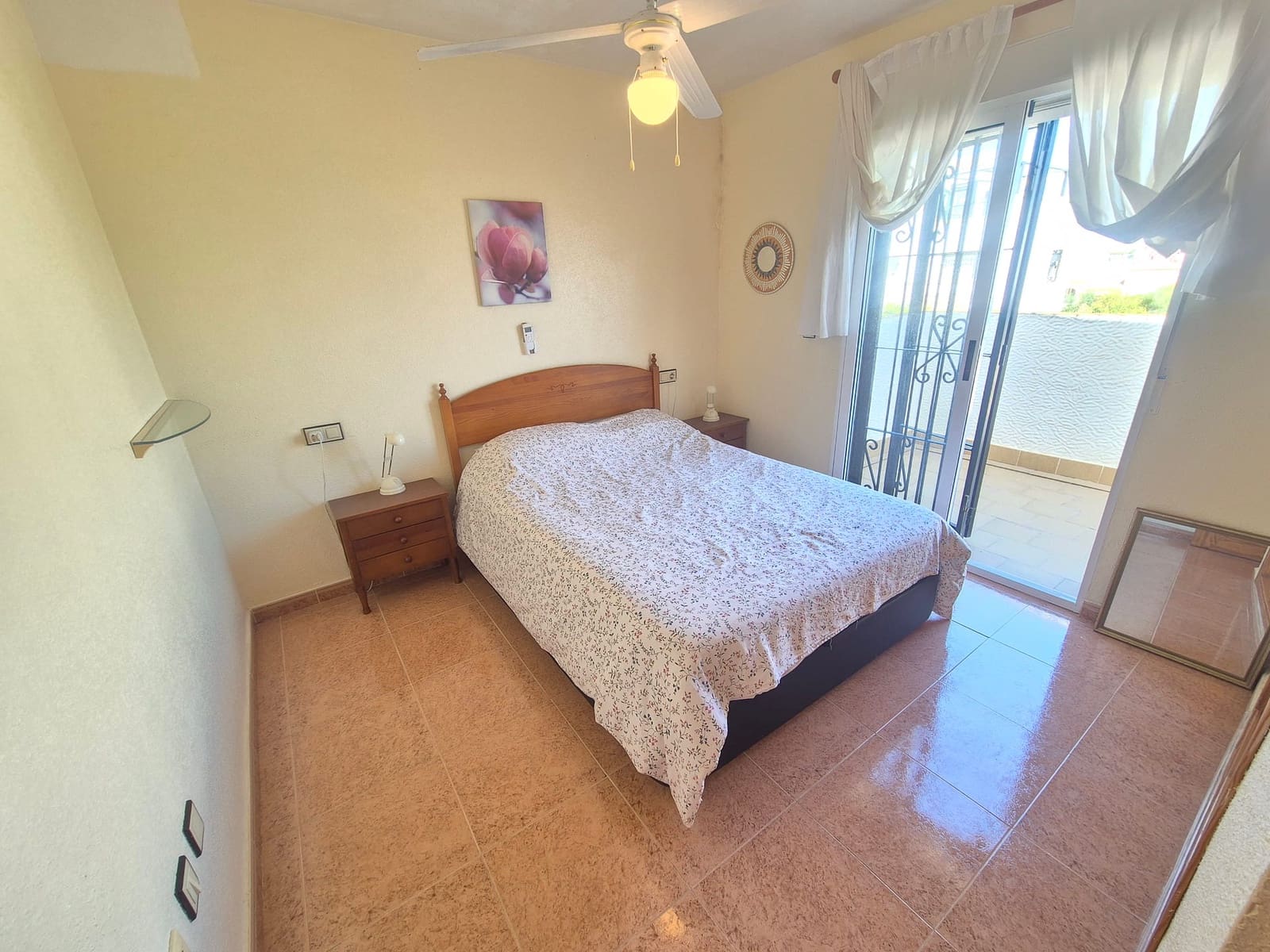 3 slaapkamer Halfvrijstaande villa te koop in Los Altos met zwembad - € 189.950 (Ref: 9782998)