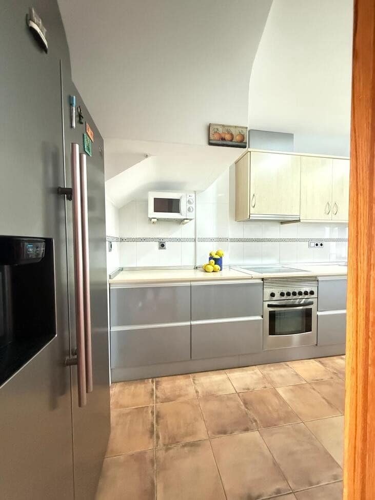 Casa de 4 habitaciones en Torre de la Horadada en venta con garaje - 450.000 € (Ref: 9826159)