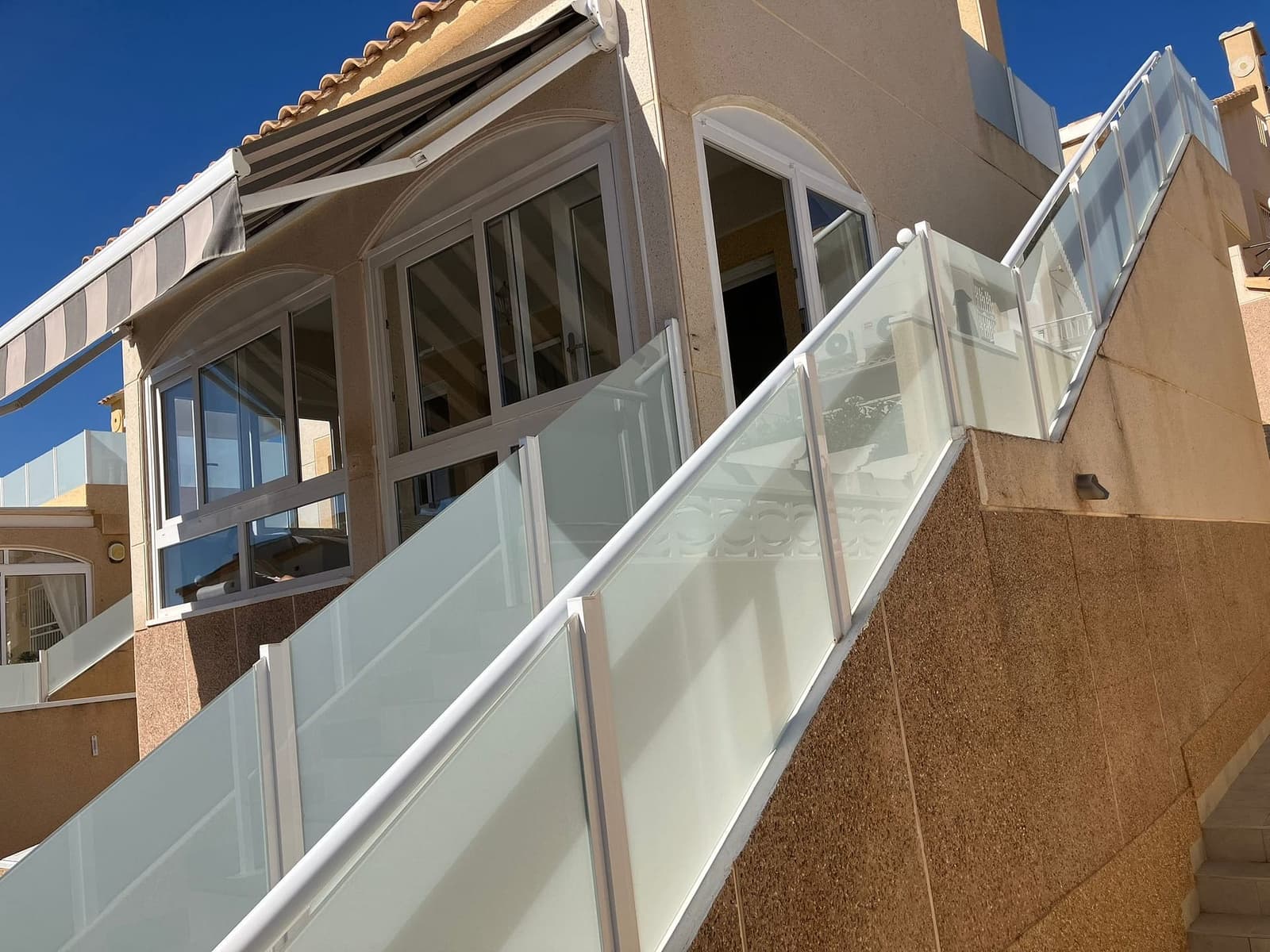3 Zimmer Villa zu verkaufen in Los Altos mit Pool - 255.000 € (Ref: 9860828)