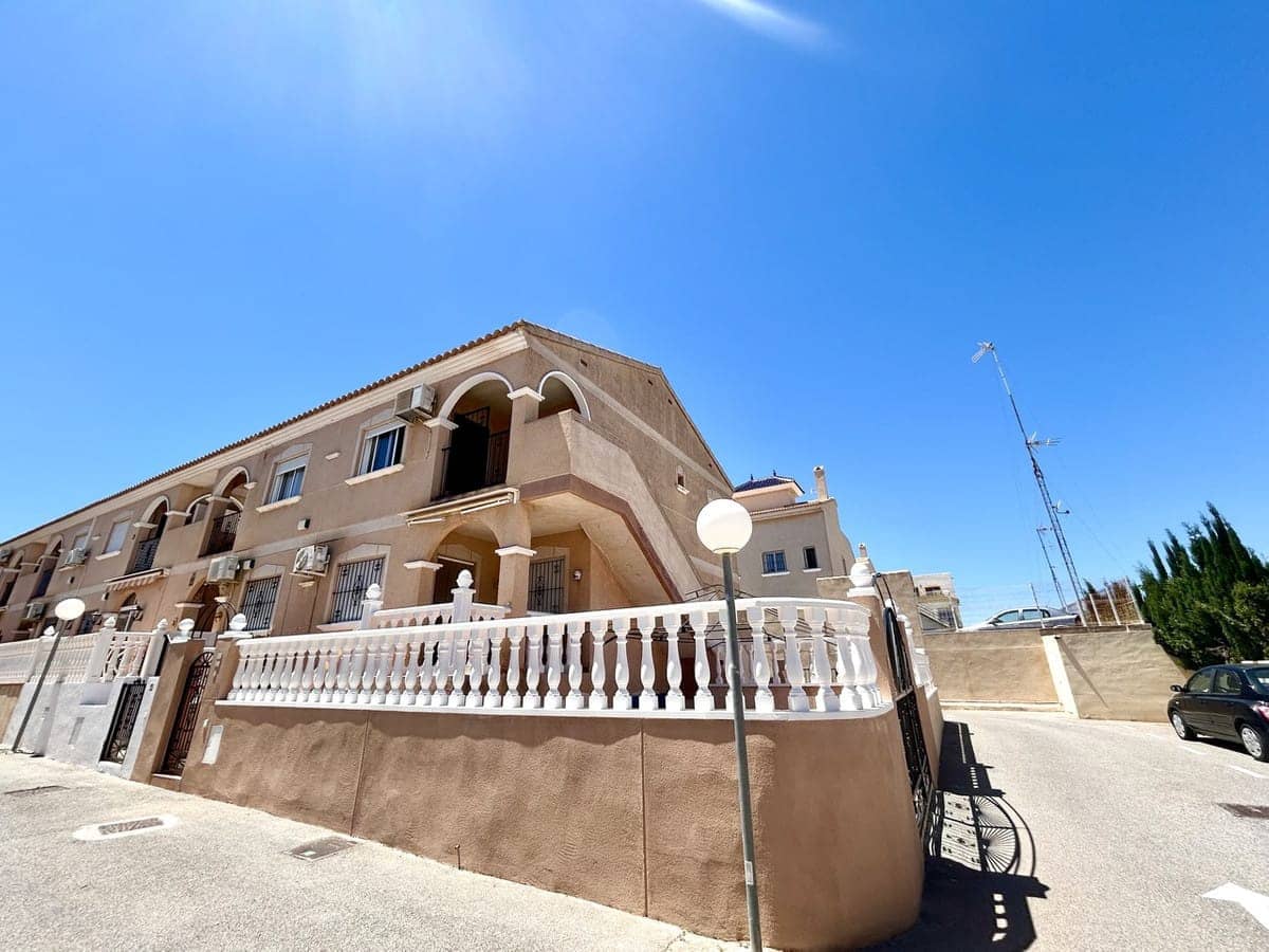 2 soveværelse Penthouse til salg i La Zenia - € 165.000 (Ref: 9867465)