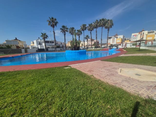2 slaapkamer Halfvrijstaande villa te koop in Los Altos - € 179.950 (Ref: 9874006)
