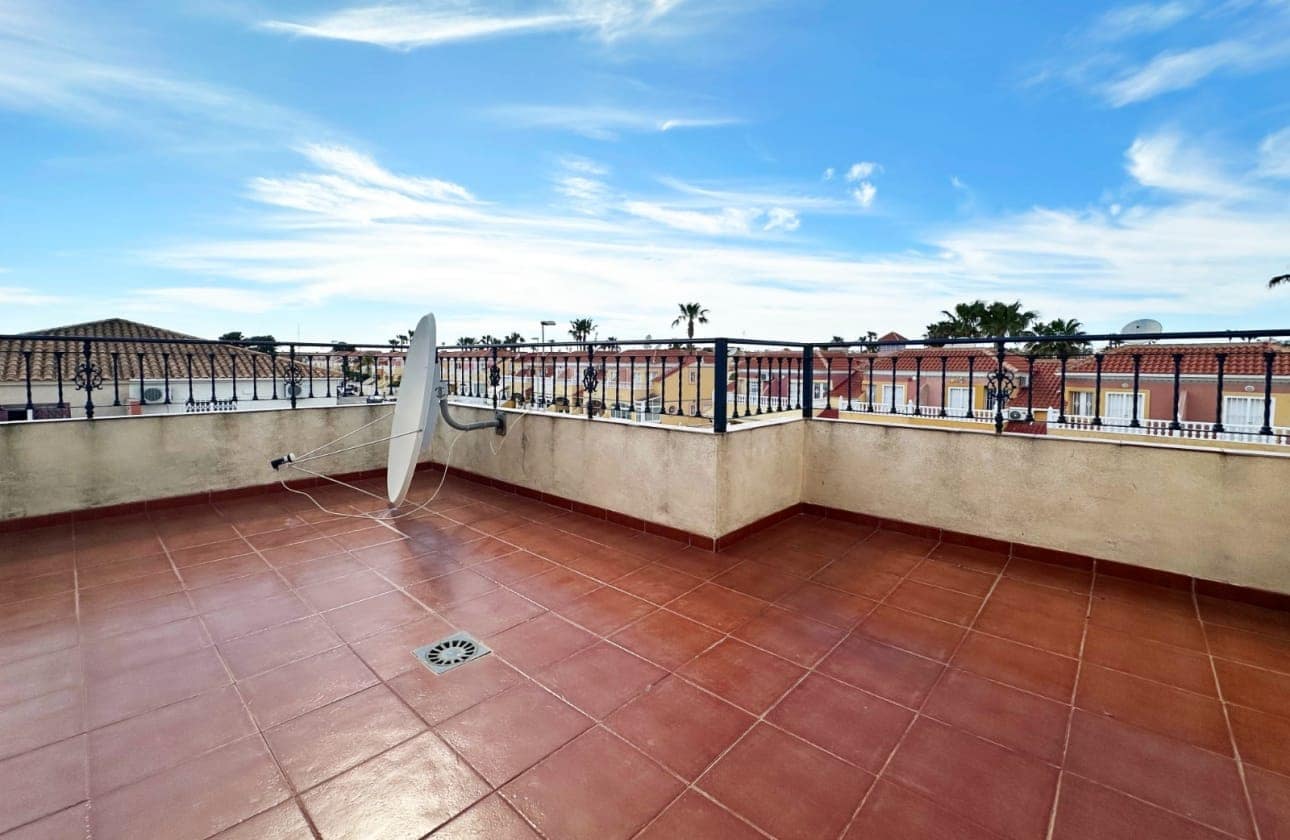2 quarto Moradia Geminada para venda em Cabo Roig com piscina - 239 000 € (Ref: 9895159)