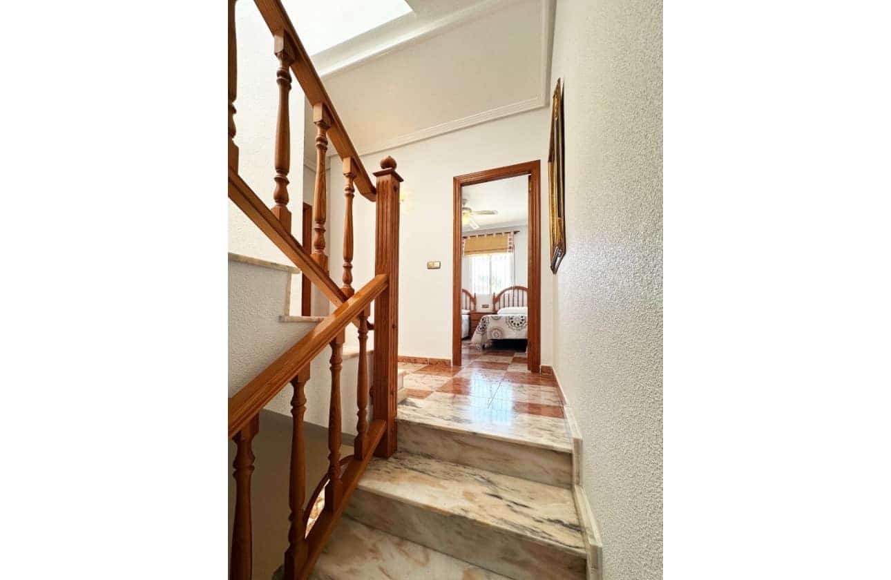 2 quarto Moradia Geminada para venda em Cabo Roig com piscina - 239 000 € (Ref: 9895159)