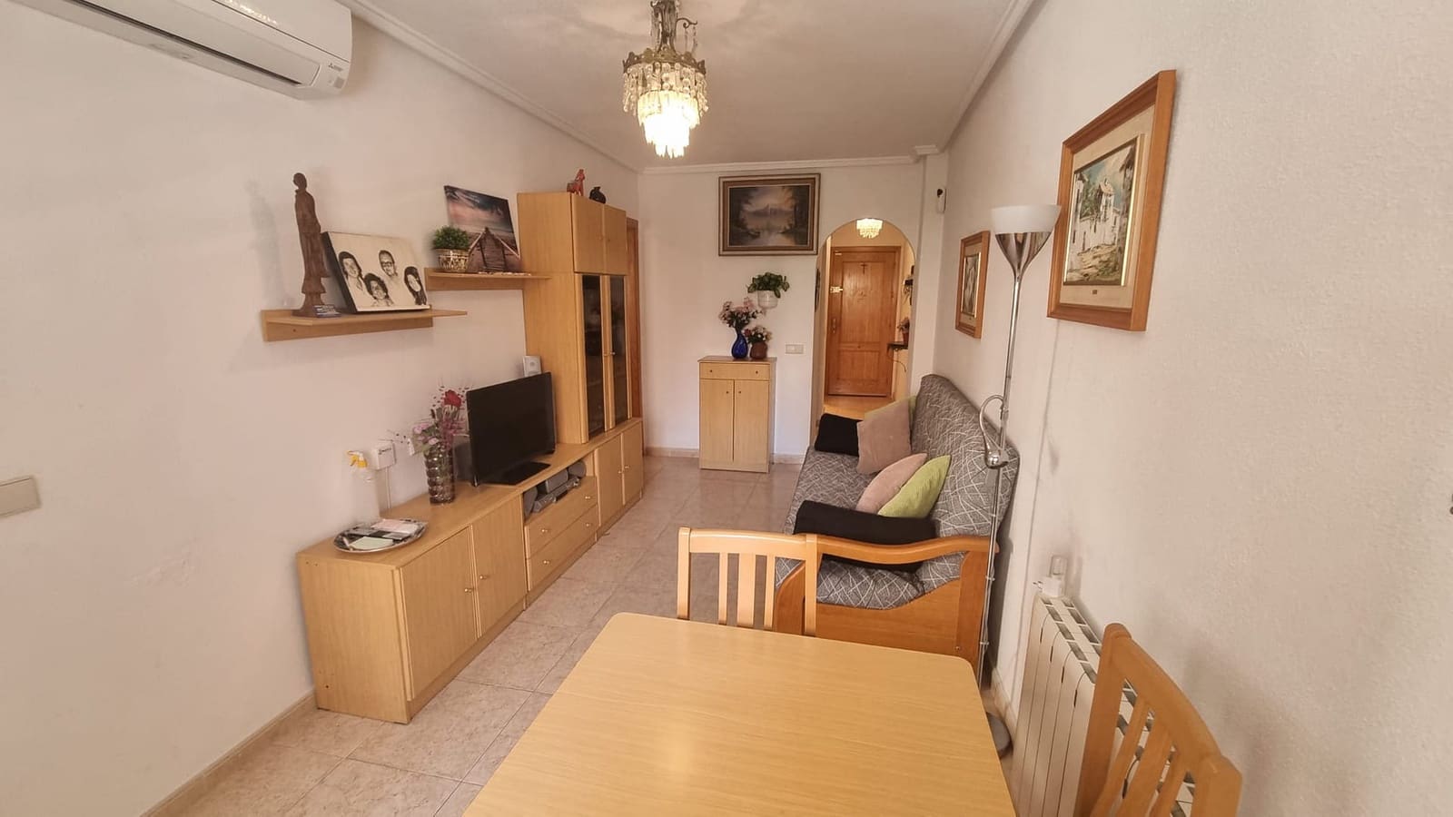1 soverom Leilighet til salgs i Torrevieja med svømmebasseng - € 108 000 (Ref: 9895160)