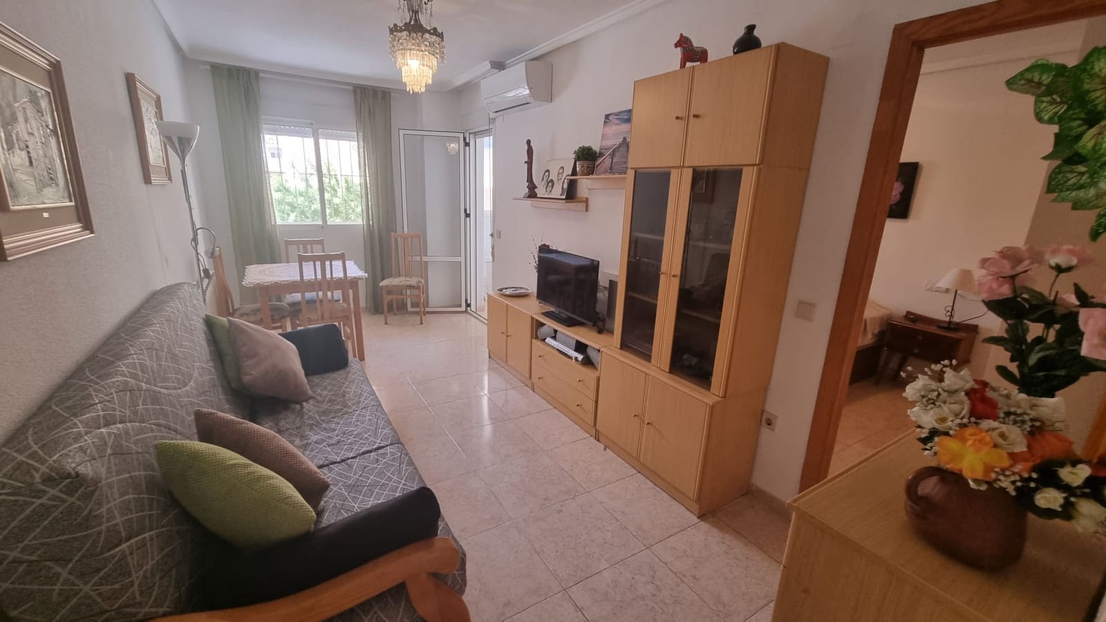 1 bedroom Apartment for sale in Torrevieja with pool - € 108,000 (Ref: 9895160)