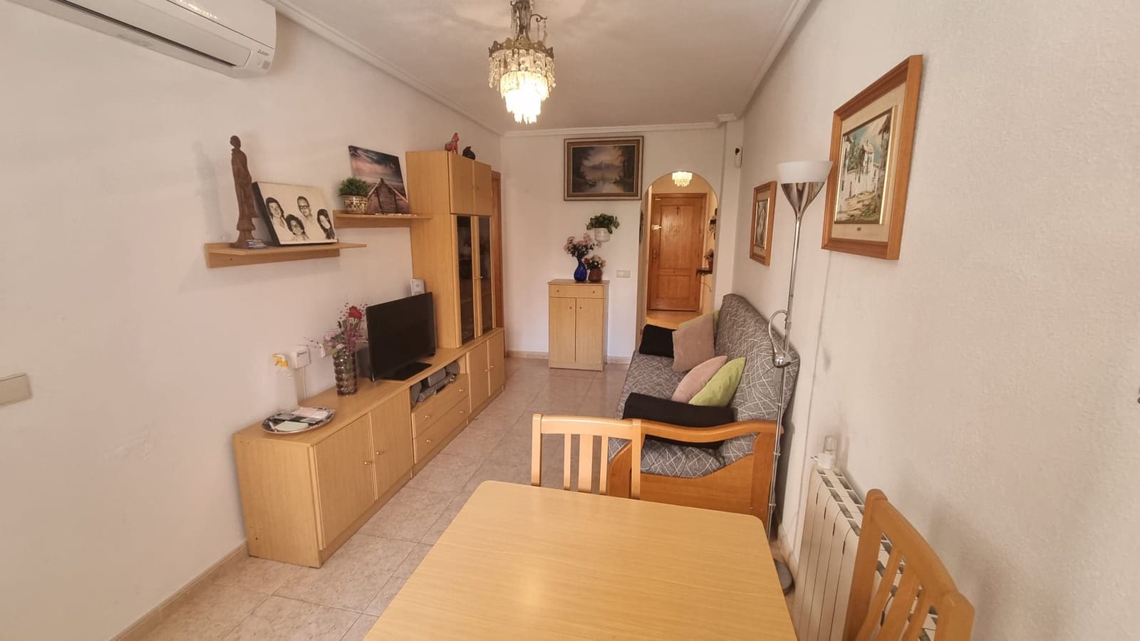1 bedroom Apartment for sale in Torrevieja with pool - € 108,000 (Ref: 9895160)