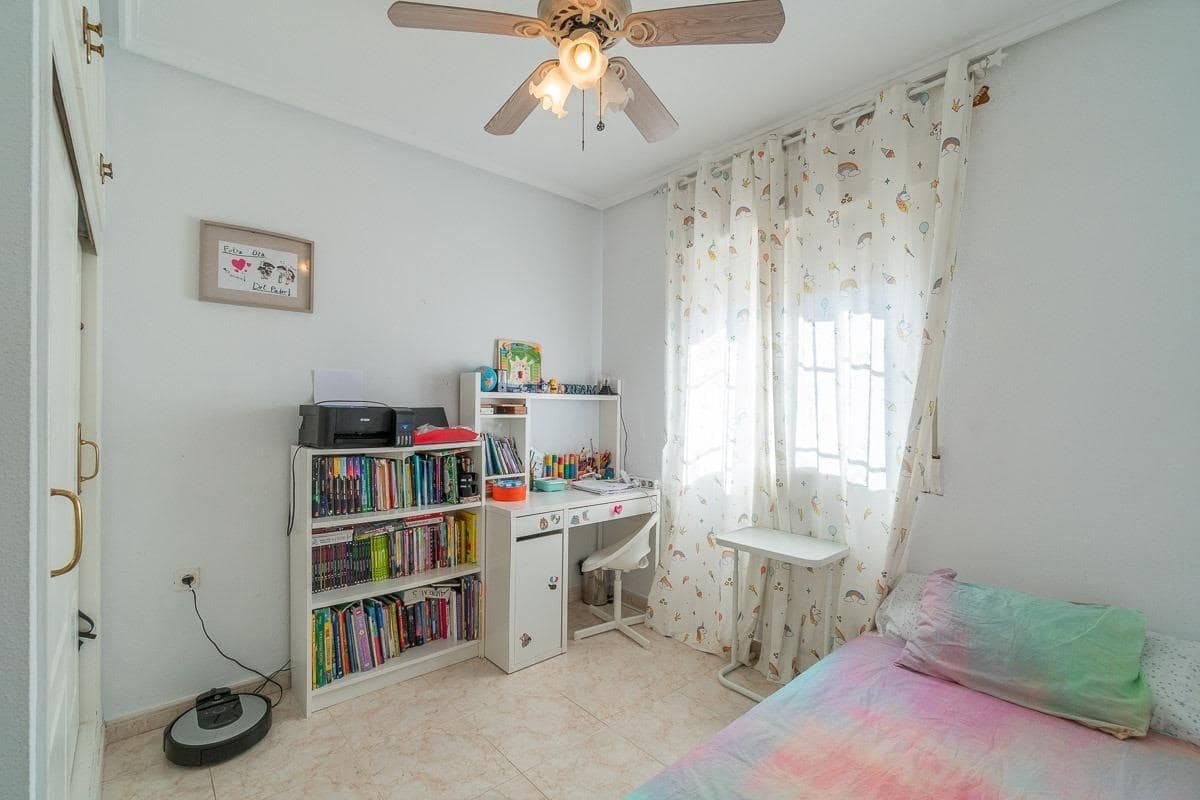 3 chambre Villa/Maison Semi-Mitoyenne à vendre à Orihuela Costa - 229 000 € (Ref: 9895161)