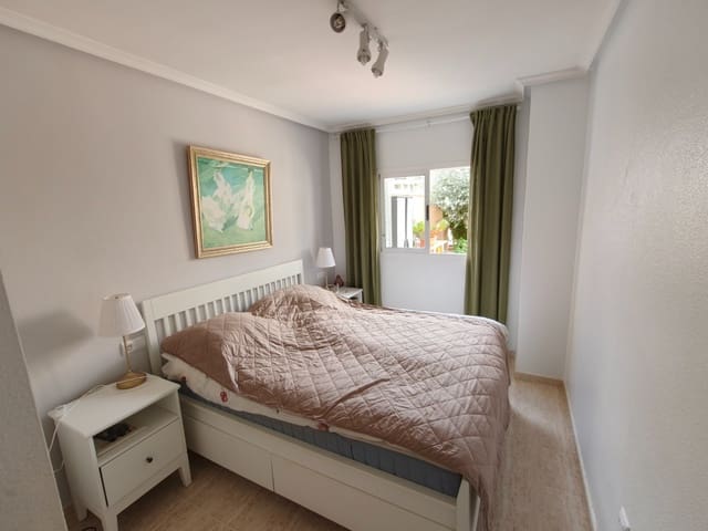 2 soveværelse Lejlighed til salg i Playa Flamenca, Orihuela med swimmingpool - € 185.000 (Ref: 9941703)