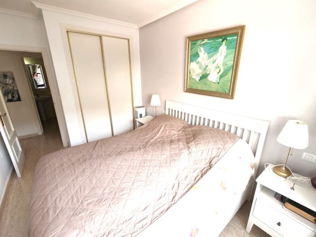 2 soveværelse Lejlighed til salg i Playa Flamenca, Orihuela med swimmingpool - € 185.000 (Ref: 9941703)