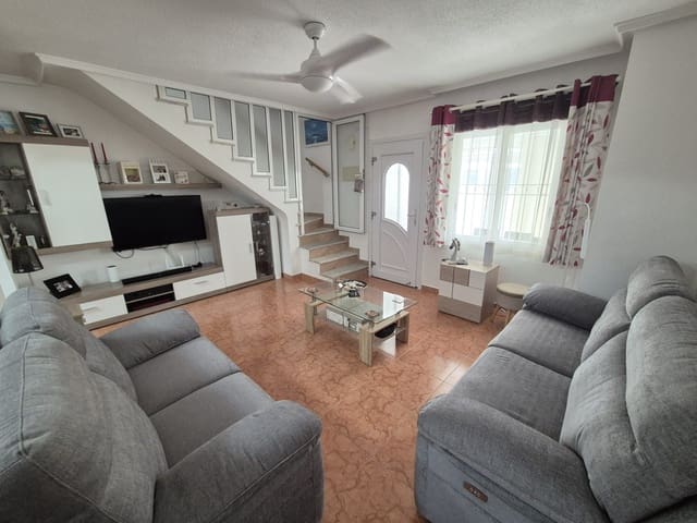 3 makuuhuone Paritalo myytävänä paikassa Orihuela Costa, Orihuela mukana uima-altaan - 235 000 € (Ref: 9954673)
