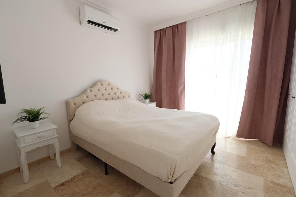 3 bedroom Villa for sale in Orihuela Costa - € 250,000 (Ref: 9965687)