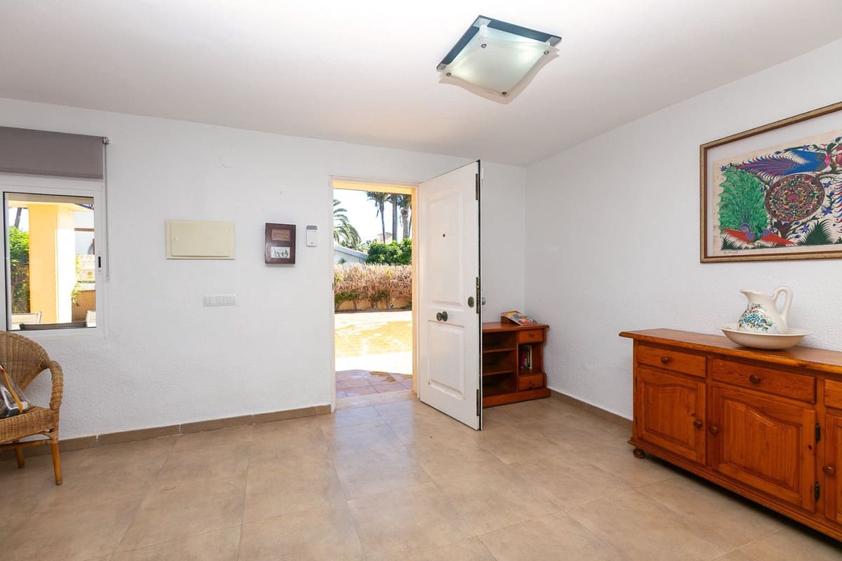 5 quarto Moradia para venda em Orihuela Costa com piscina garagem - 1 295 000 € (Ref: 9971500)