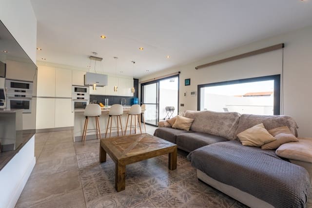 4 Zimmer Villa zu verkaufen in Armeñime, Adeje mit Garage - 850.000 € (Ref: 10070257)