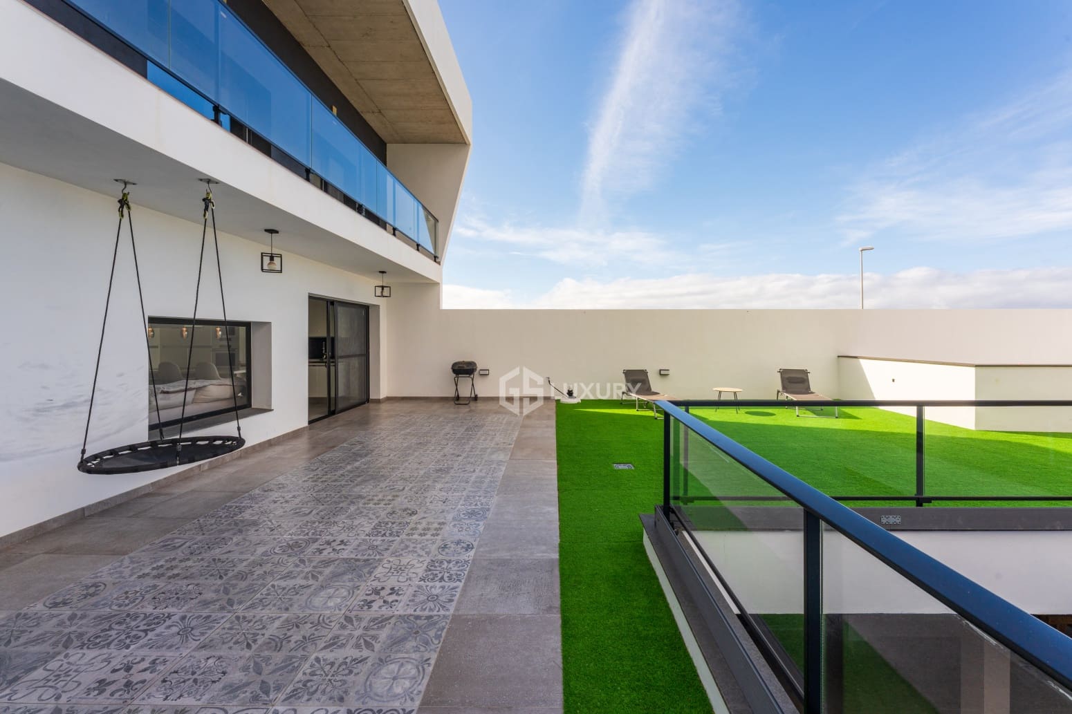 4 Zimmer Villa zu verkaufen in Adeje mit Garage - 850.000 € (Ref: 10070257)