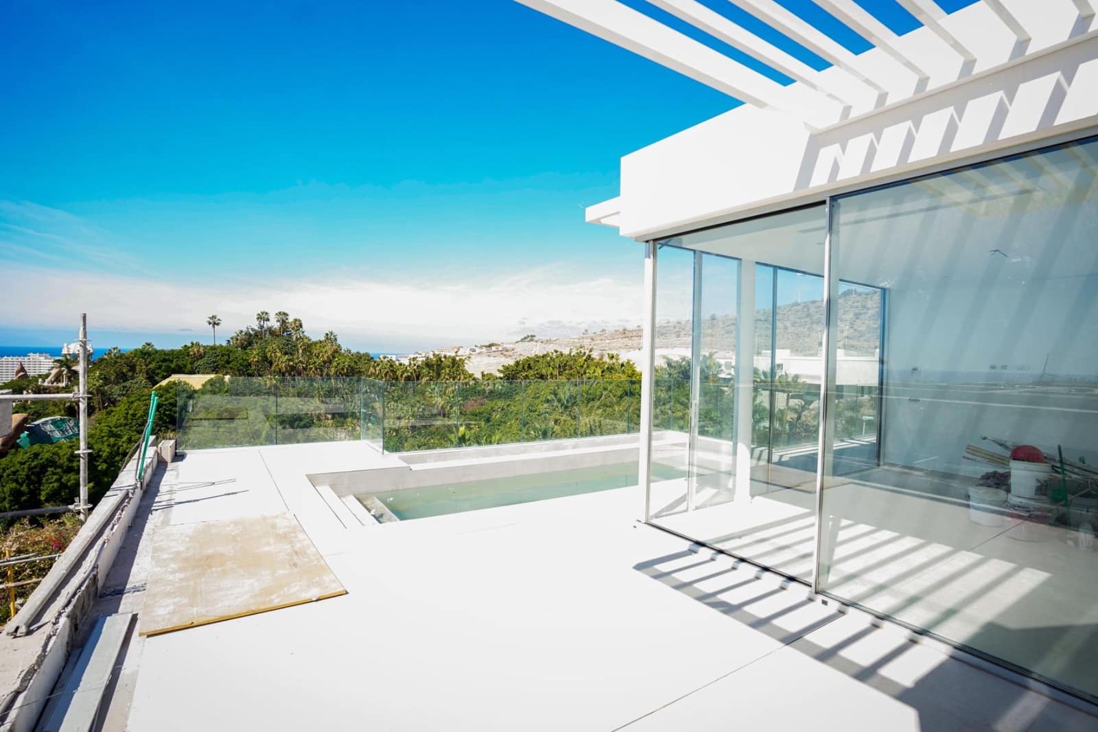 4 soveværelse Villa til salg i Adeje med swimmingpool garage - € 2.500.000 (Ref: 8778672)