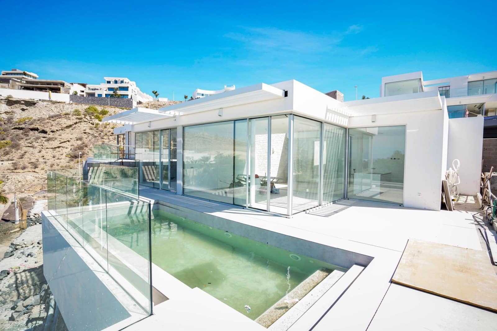 4 soveværelse Villa til salg i Adeje med swimmingpool garage - € 2.500.000 (Ref: 8778672)