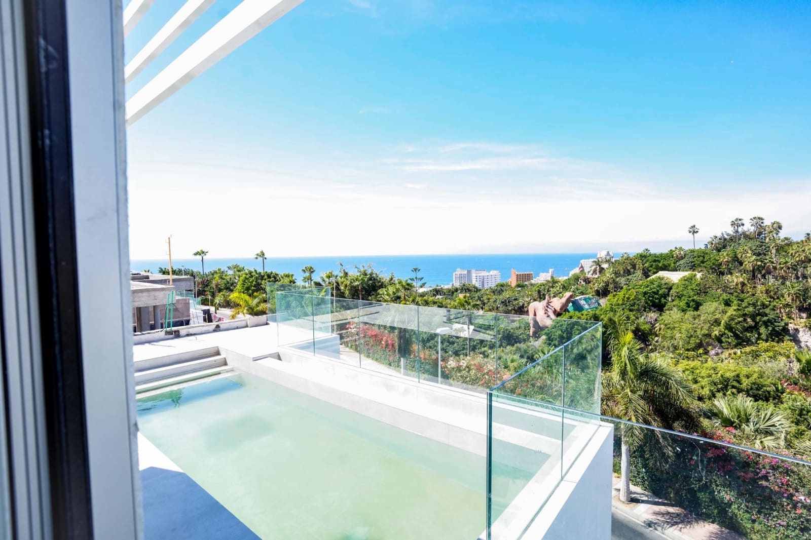 4 soveværelse Villa til salg i Adeje med swimmingpool garage - € 2.500.000 (Ref: 8778672)