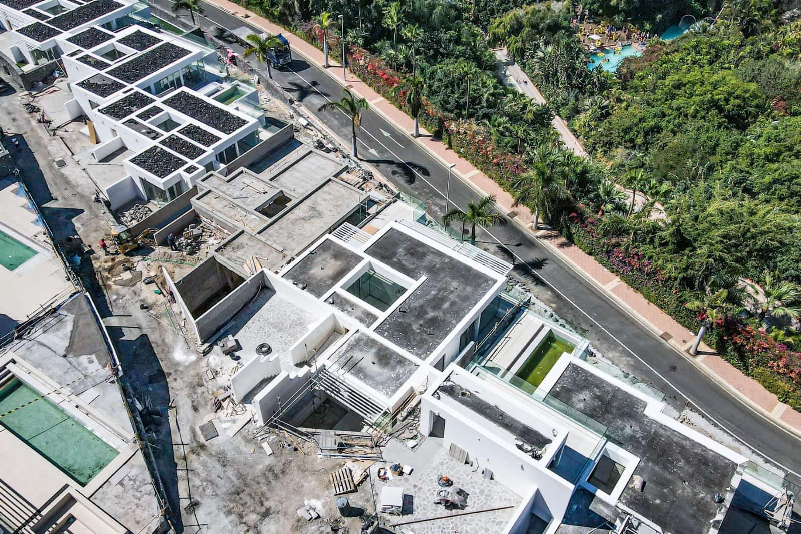 4 soveværelse Villa til salg i Adeje med swimmingpool garage - € 2.500.000 (Ref: 8778672)