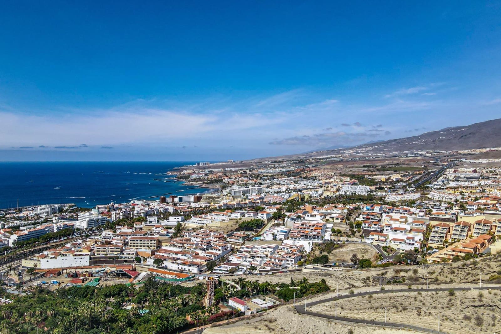 4 soveværelse Villa til salg i Adeje med swimmingpool garage - € 2.500.000 (Ref: 8778672)