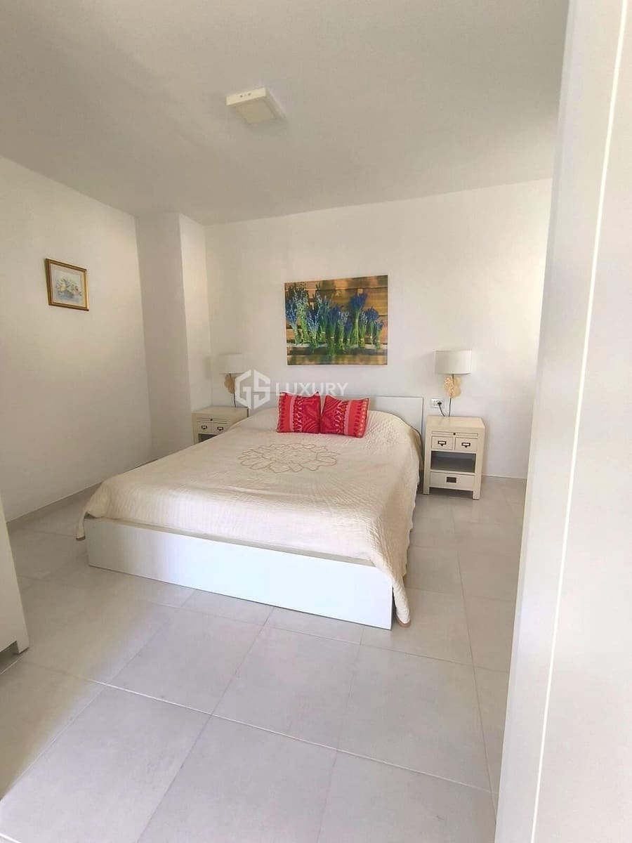 4 soveværelse Villa til salg i La Caleta Adeje med garage - € 1.650.000 (Ref: 8905365)