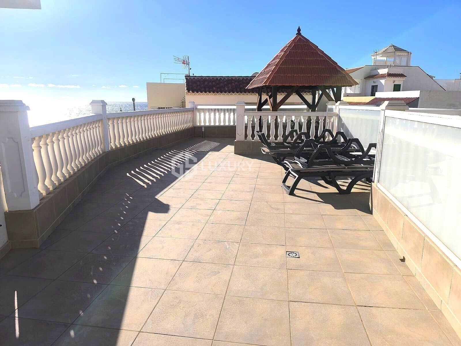 4 soveværelse Villa til salg i La Caleta Adeje med garage - € 1.650.000 (Ref: 8905365)