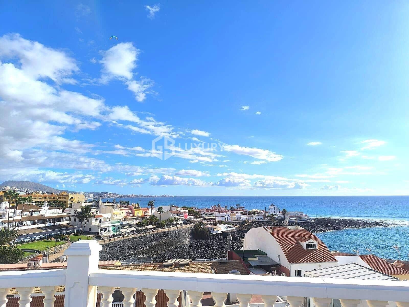 4 soveværelse Villa til salg i La Caleta Adeje med garage - € 1.650.000 (Ref: 8905365)