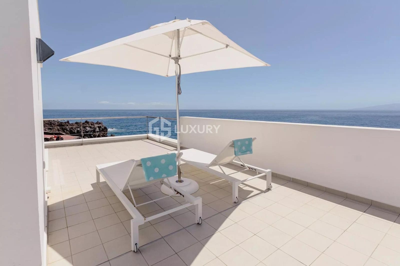 4 soveværelse Villa til salg i Playa San Juan med swimmingpool garage - € 3.500.000 (Ref: 8911295)