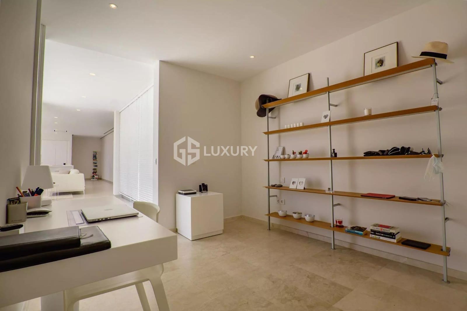 4 soveværelse Villa til salg i Playa San Juan med swimmingpool garage - € 3.500.000 (Ref: 8911295)