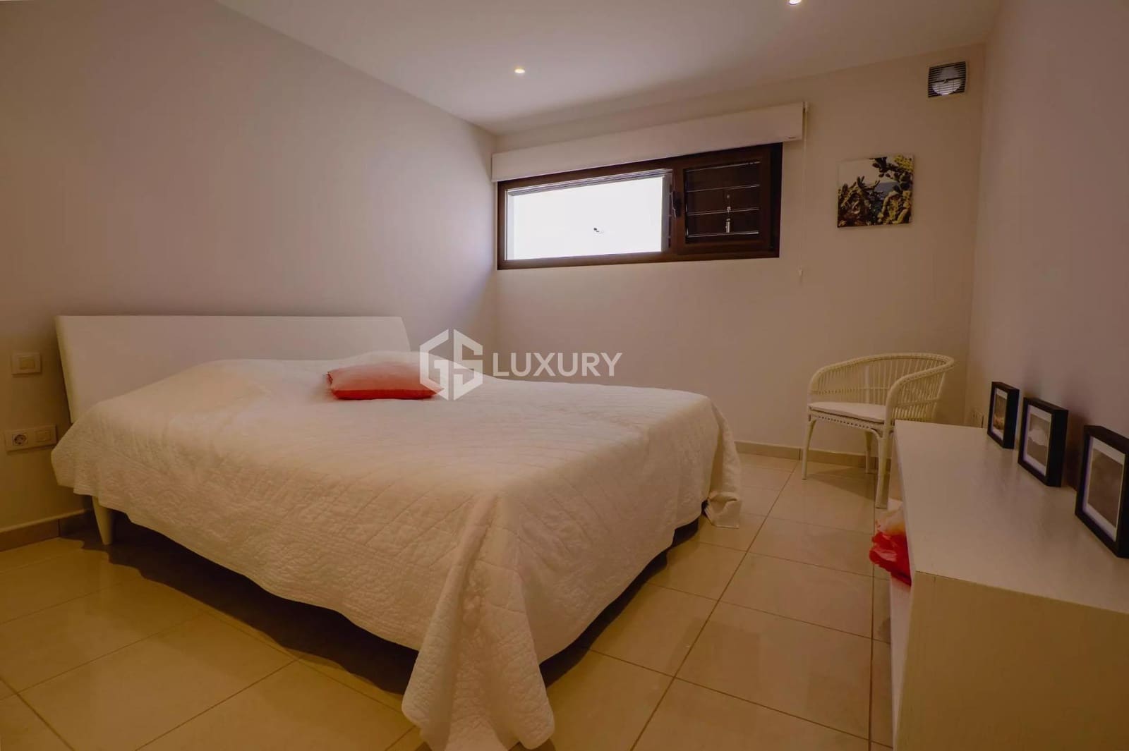 4 soveværelse Villa til salg i Playa San Juan med swimmingpool garage - € 3.500.000 (Ref: 8911295)