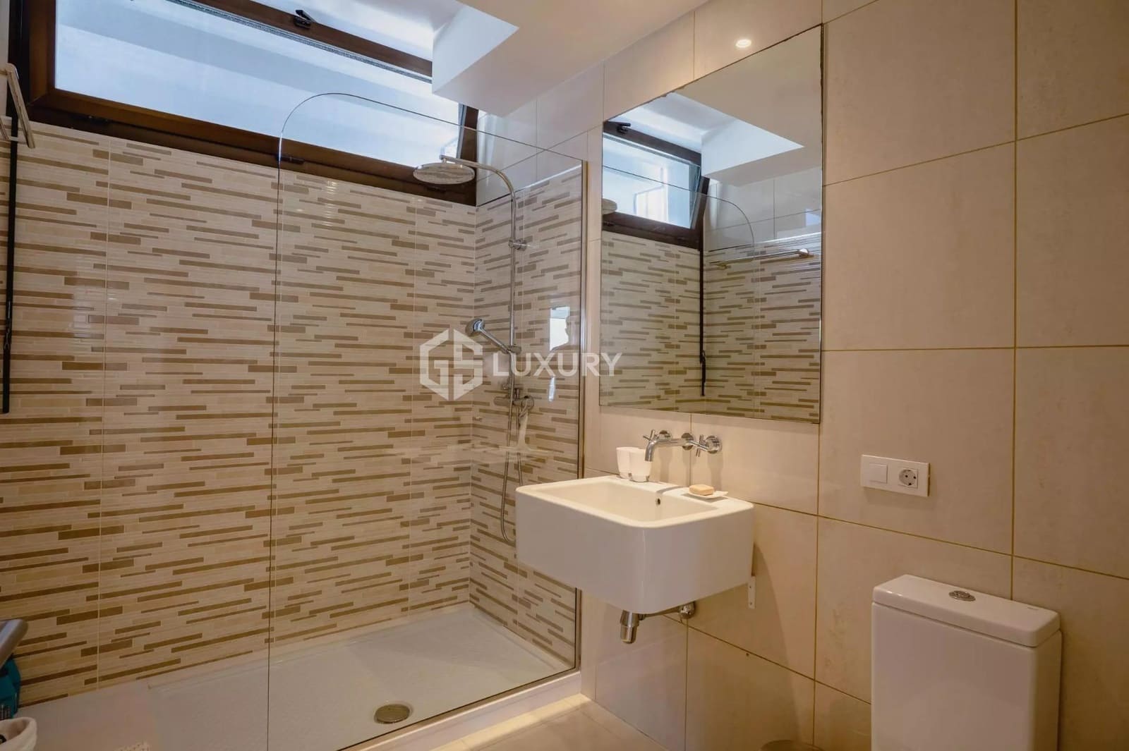 4 soveværelse Villa til salg i Playa San Juan med swimmingpool garage - € 3.500.000 (Ref: 8911295)