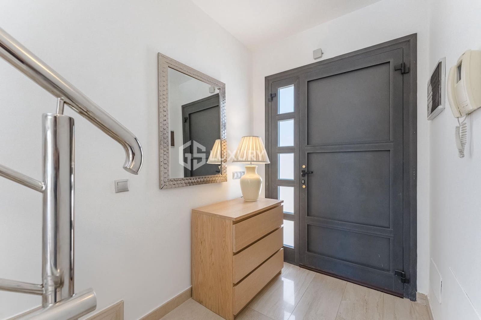 3 sypialnia Willa na sprzedaż w La Caleta Adeje z basenem garażem - 1 200 000 € (Ref: 8913210)