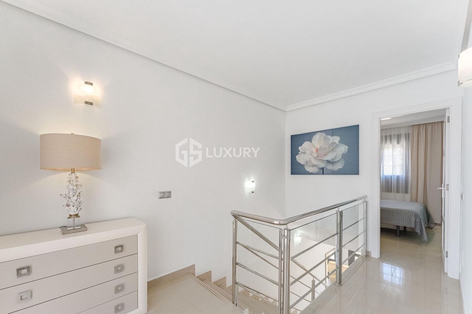 3 sypialnia Willa na sprzedaż w La Caleta Adeje z basenem garażem - 1 200 000 € (Ref: 8913210)