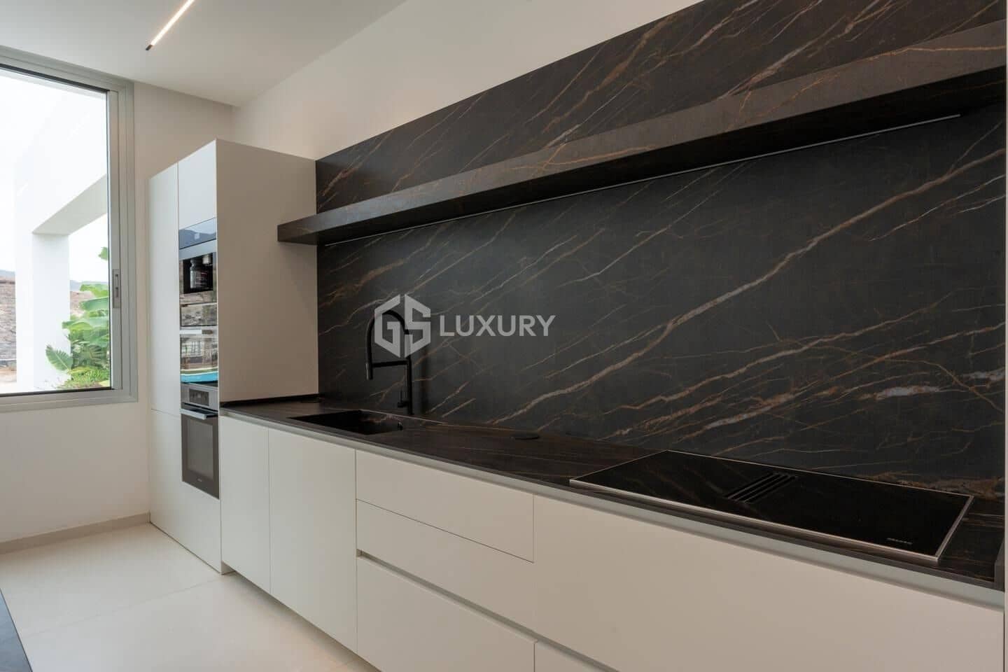 5 sypialnia Willa na sprzedaż w La Caleta Adeje z basenem garażem - 6 150 000 € (Ref: 8926290)