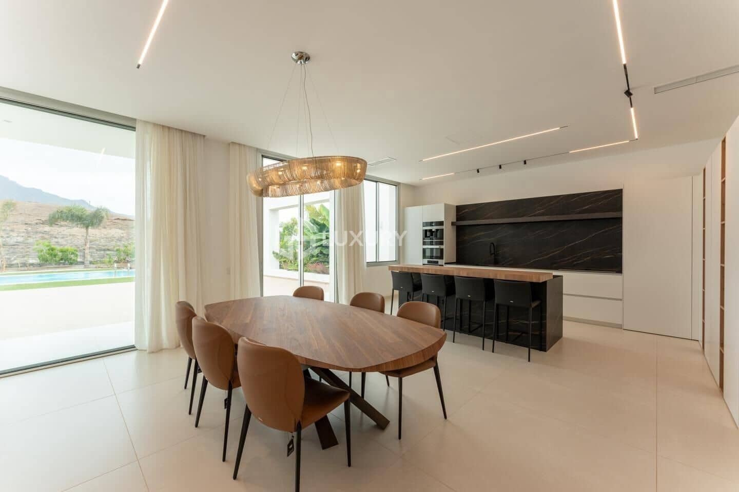 5 sypialnia Willa na sprzedaż w La Caleta Adeje z basenem garażem - 6 150 000 € (Ref: 8926290)