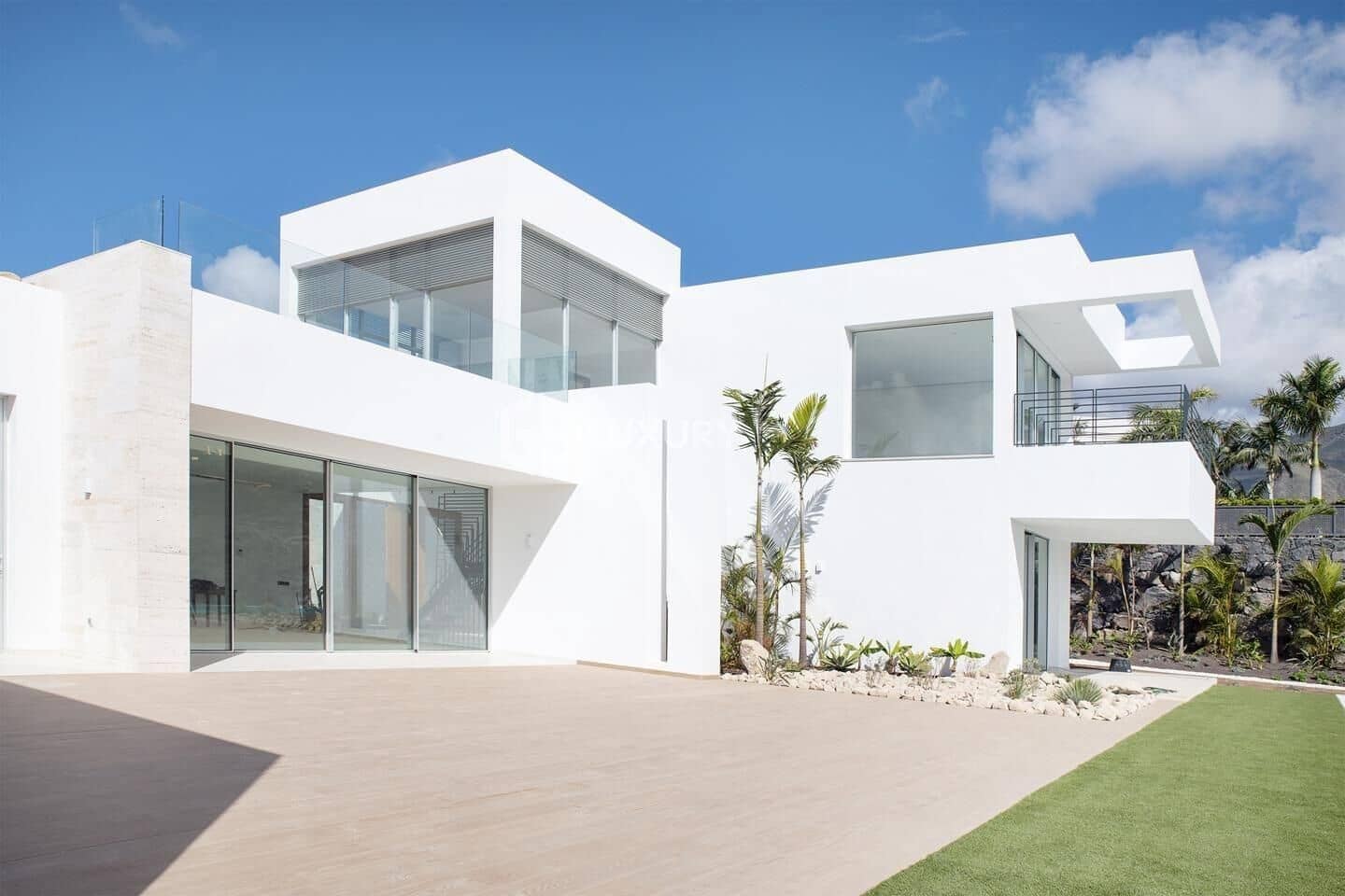 5 sypialnia Willa na sprzedaż w La Caleta Adeje z basenem garażem - 6 150 000 € (Ref: 8926290)