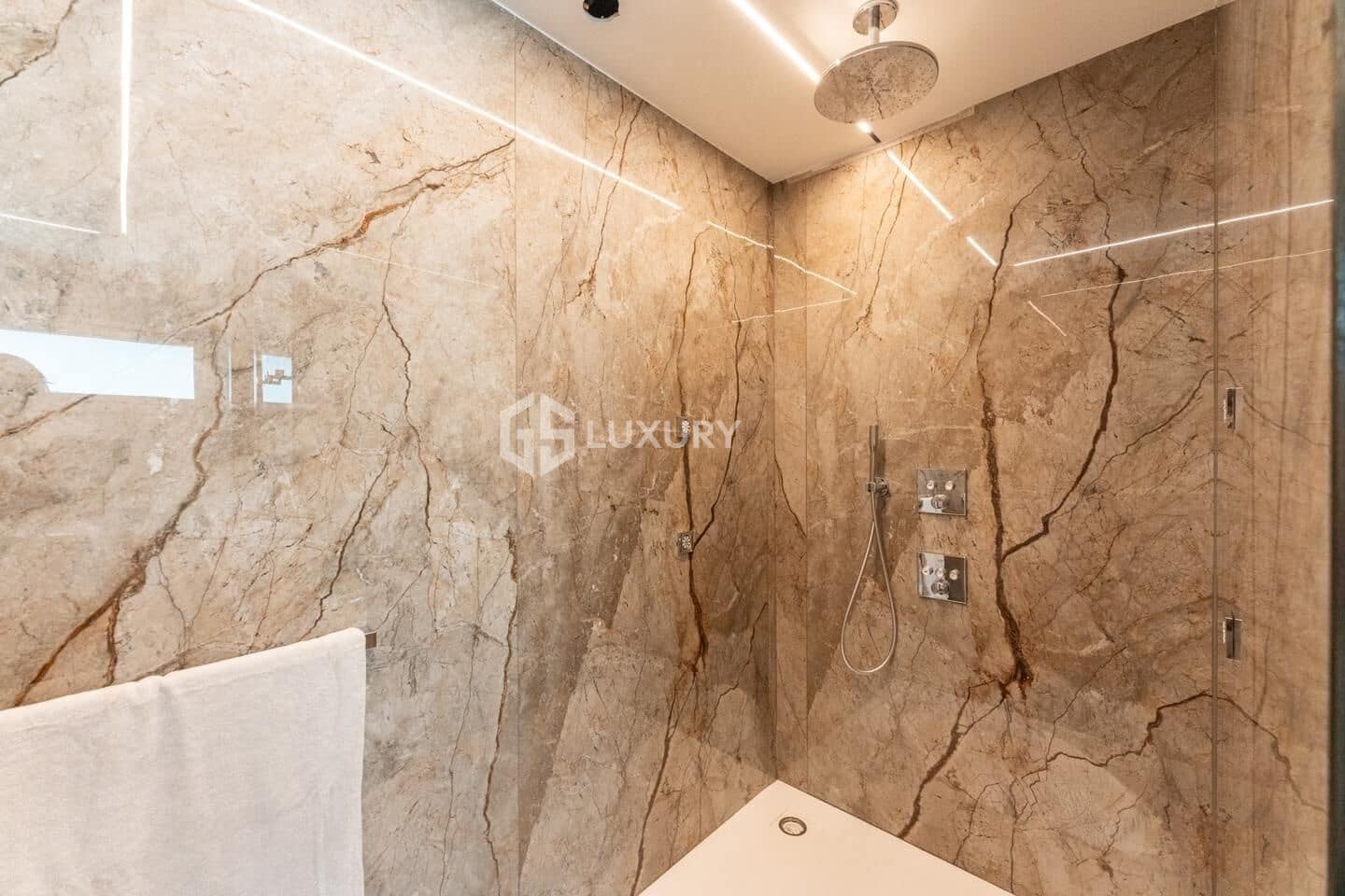 5 sypialnia Willa na sprzedaż w La Caleta Adeje z basenem garażem - 6 150 000 € (Ref: 8926290)