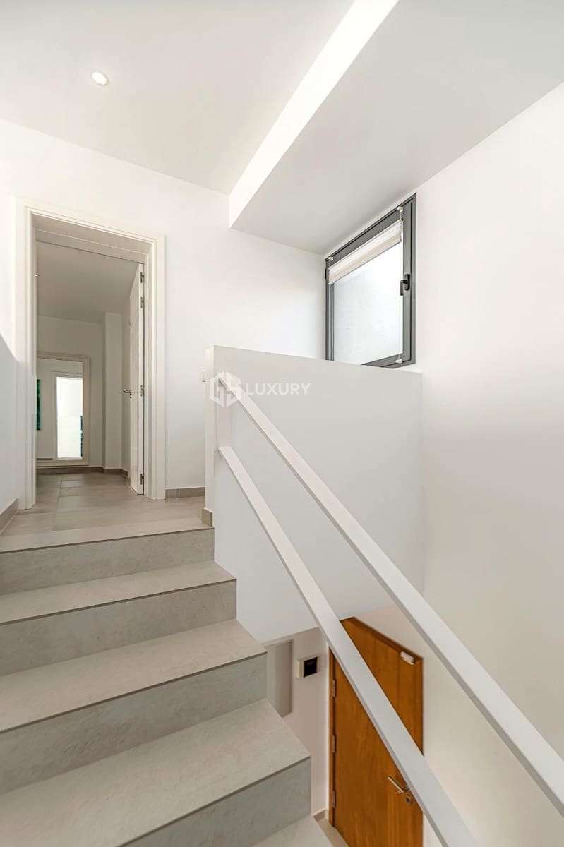 3 soveværelse Villa til salg i La Caleta Adeje med swimmingpool garage - € 1.395.000 (Ref: 8943972)