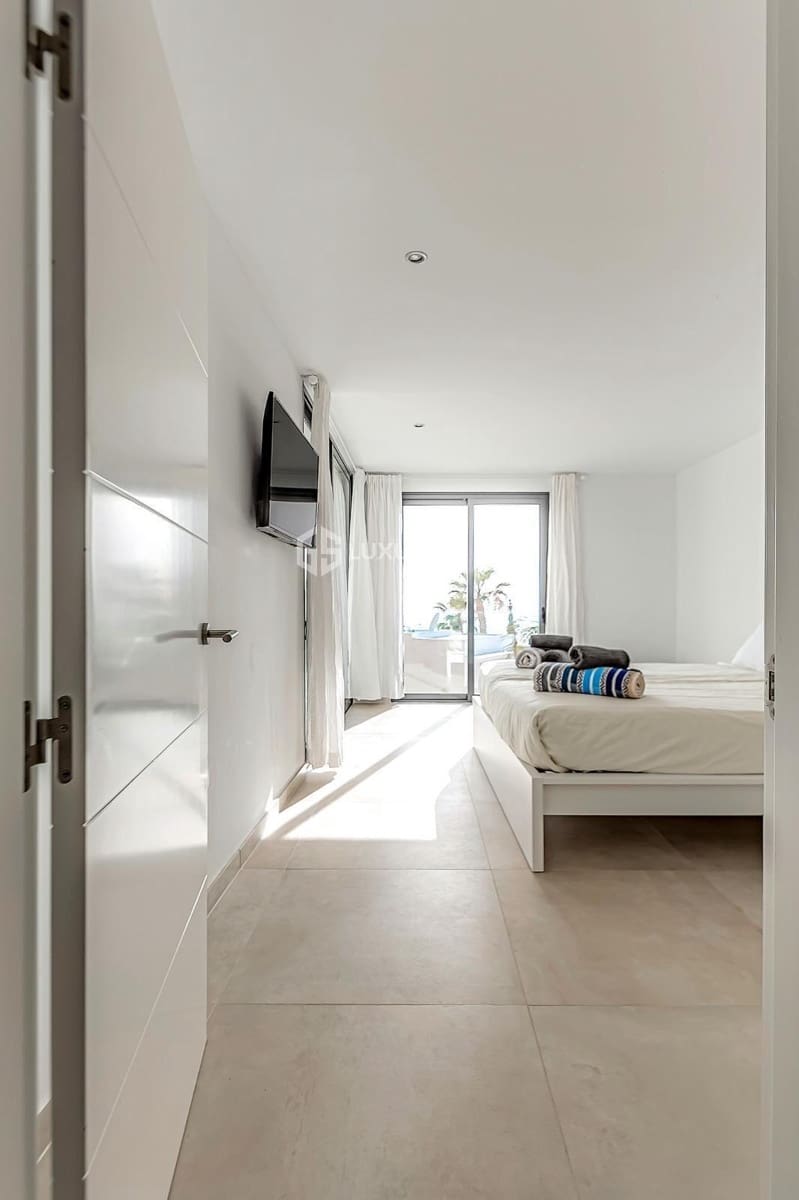 3 soveværelse Villa til salg i La Caleta Adeje med swimmingpool garage - € 1.395.000 (Ref: 8943972)